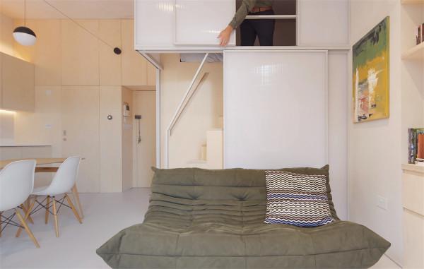 他翻新29㎡蝸居：拆掉隔斷做全開放空間，利用3米4層高做夾層臥室