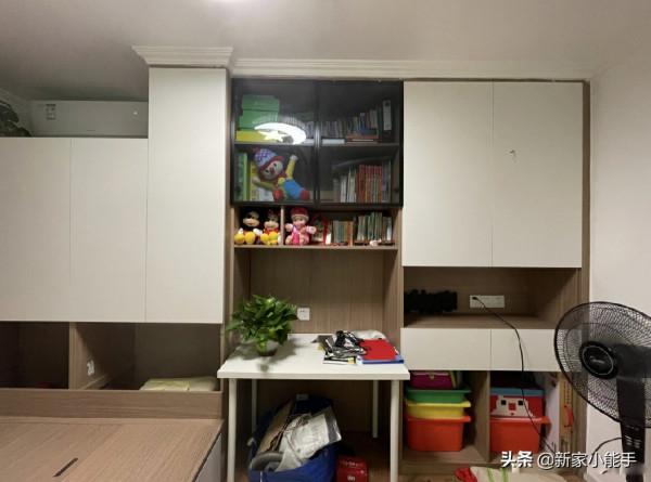 56平兩居室學區房，不做吊頂很舒適，電視牆是全屋亮點，美觀實用