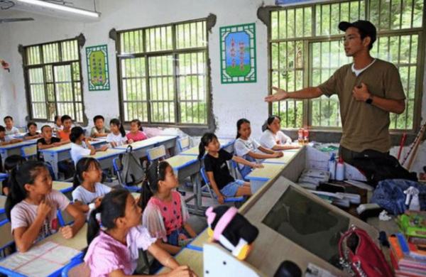 高等教育普及化，鄉村“專科大學生”沒有出路嗎？唯學歷論不可