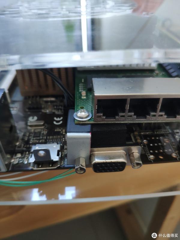 華碩J2900主機板做軟路由分享：改網絡卡橫置和替換小固態