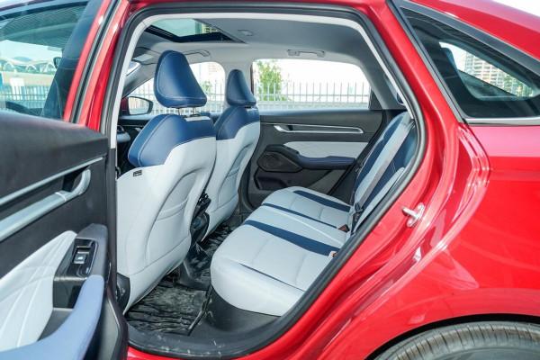 年輕人的第一臺車?不糾結!皮卡、SUV、轎車認準它們,價格親民 年輕人的第一臺車?不糾結!皮卡、SUV、轎車認準它們,價格親民