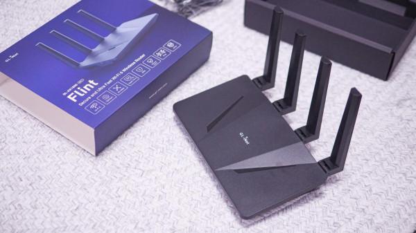 為刷機而生，首款支援原生Openwrt的WIFI 6路由——GL-AX1800體驗