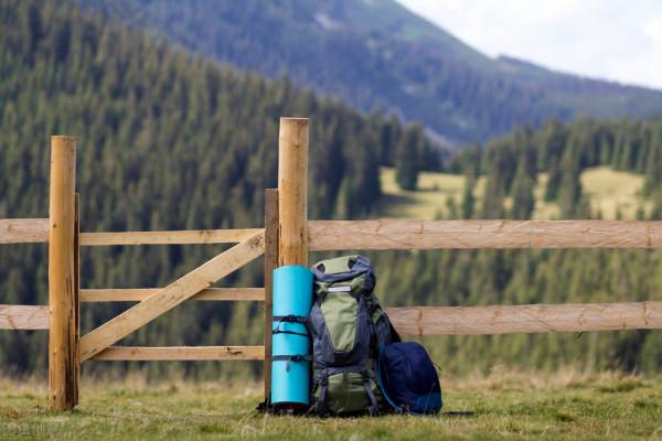 分享一份徒步露營清單，適用於揹包客