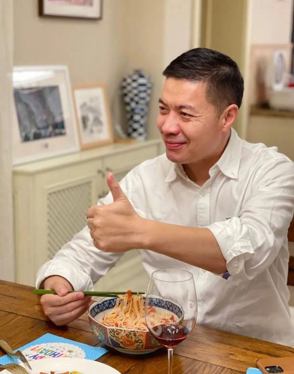 “包大廚”上崗第一週,親手為切總做了生日大餐,快來圍觀 “包大廚”上崗第一週,親手為切總做了生日大餐,快來圍觀