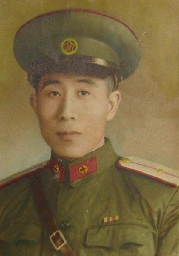 建國初期的共和國軍人：一組上色老照片，重溫那段激情燃燒的歲月