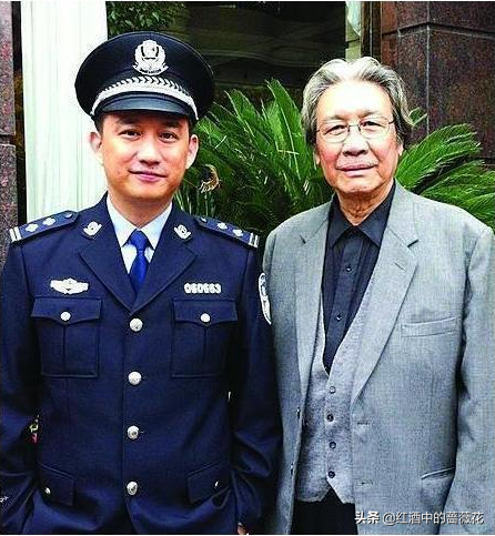 發現沒？《三國演義》中的這個小配角，居然是演員黃磊的父親