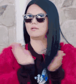 時尚先生紅毯女星搶鏡：有人穿成火龍果，還有人髮型撞款潘長江