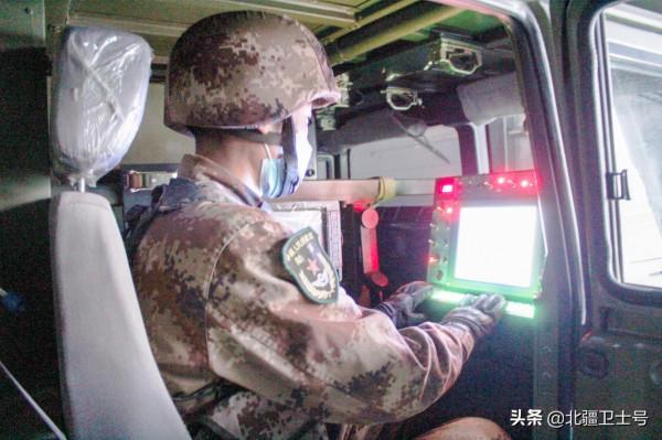 火龍出擊！看防化兵實射瞬間