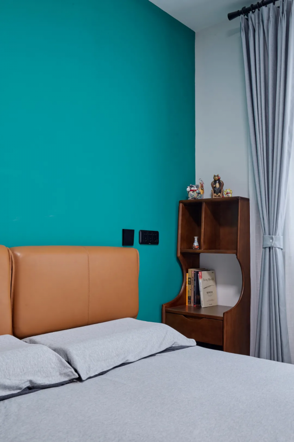 拆掉客廳改兩居，46㎡墨綠小家更高階，愛了