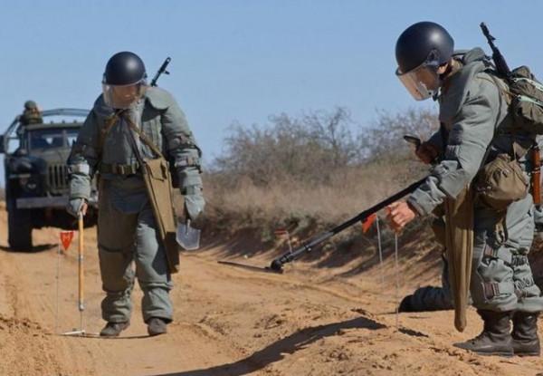 紅色伏地魔：蘇聯對華核地雷防禦帶