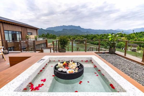 度假天花板，一房一私湯|都江堰冬季私湯溫泉民宿溫暖你心！