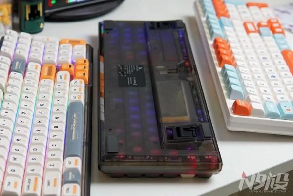 Darmoshark K7 Pro三模無線機械鍵盤體驗