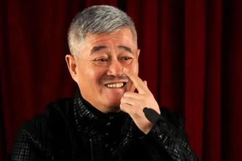 真不想他們老去，這9位大咖都老了，最大的71歲，最小的也59歲了