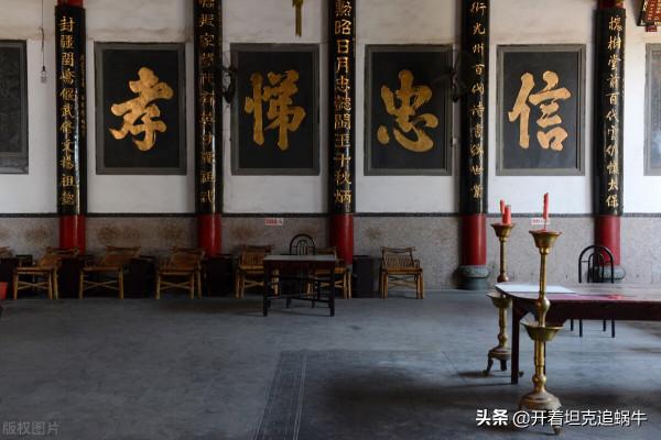 鄉村故事：南蠻子借劉姓之手燒了祠堂，毀掉了楊姓一族的興盛