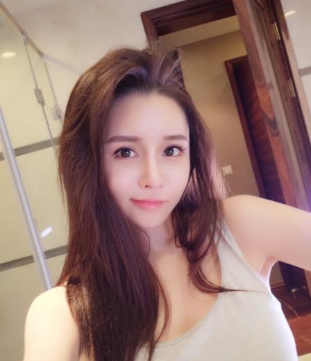 張稀哲故事匯，低調大婚妻子貌美如花，接替鄭智成國足新10號