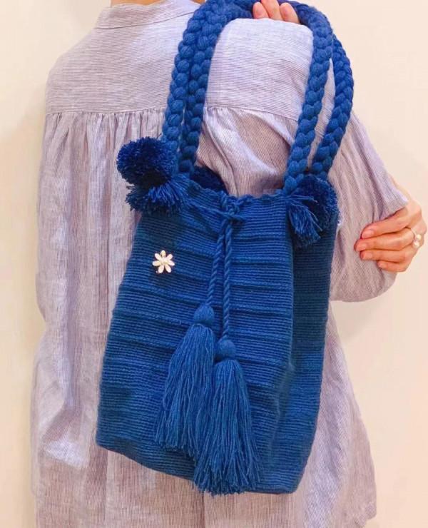 分享下胸針的戴法