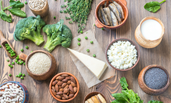 人到50歲要注意補充營養，這4種營養不能少