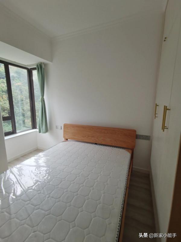 第一次裝修，全屋原木傢俱進場，打掃乾淨越來越像一個家