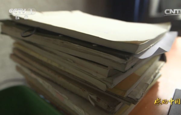 朱曉暉：以車庫為家侍奉癱瘓父親十餘載，所有的詩都是為父親譜寫