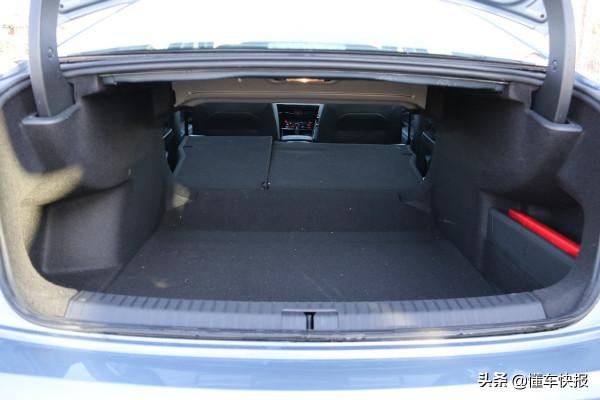 雙重形象，配置升級，B級車熱門選手回來了？試駕新款帕薩特