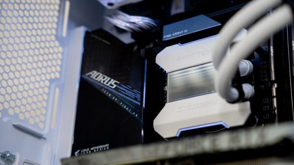 不計預算裝一臺12代12900K怎麼選？