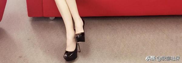趙麗穎的鞋子沒有合腳過，今天也是為趙麗穎和穎火蟲流淚的一天