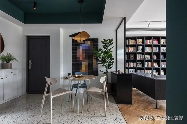 70㎡，有圖書館有咖啡角還有小花園，若有這樣一個家，還要啥別墅