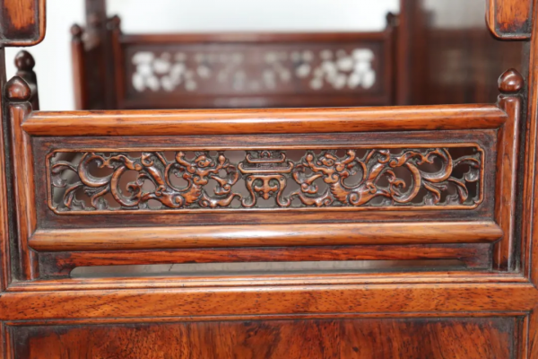 黃花梨珍罕“重器”｜唯一敢稱呼“萬曆”的明式古典傢俱