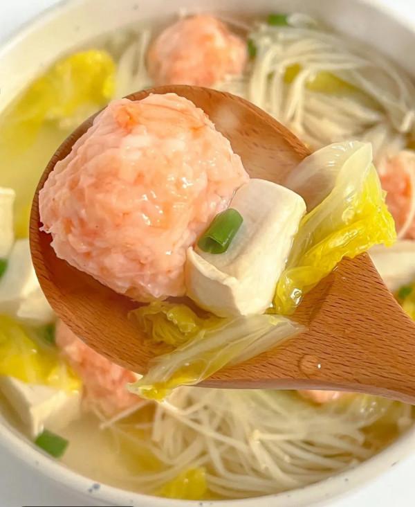 分享我的減脂餐蝦丸嫩豆腐湯