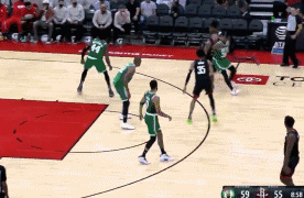 52+11+10！火箭三大新星表現喜人，卻被綠軍掐住各自“三寸”