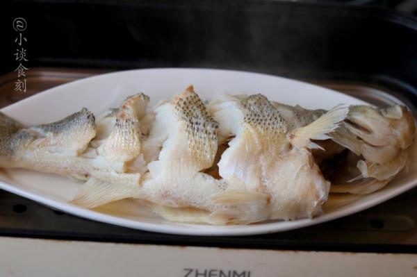 魚肉為啥蒸著發硬?學會3個技巧,8分鐘出鍋,鮮軟滑嫩無腥味 魚肉為啥蒸著發硬?學會3個技巧,8分鐘出鍋,鮮軟滑嫩無腥味