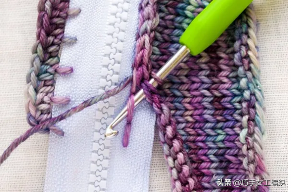 舊衣褲的拉鍊剪下來後，用鉤針戳一圈就有無數的收納