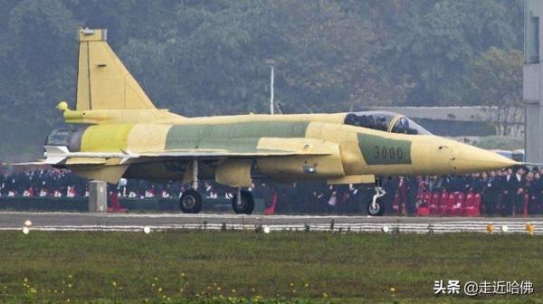 “梟龍”3戰鬥機批次下線，巴基斯坦空軍收穫首款三代半戰機