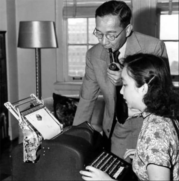 林語堂戀上富家女,遭其父親嫌棄,無奈娶女友的鄰居,遇一生真愛 林語堂戀上富家女,遭其父親嫌棄,無奈娶女友的鄰居,遇一生真愛