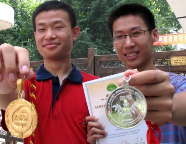 北大“韋神”再現,短髮幹練精神足,網友:這次帥多了 北大“韋神”再現,短髮幹練精神足,網友:這次帥多了