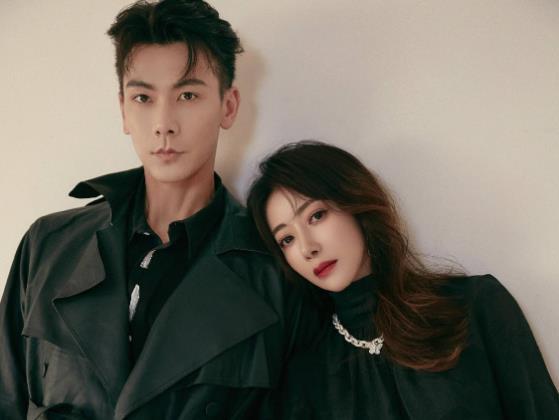 “電眼”陳紫函和酷帥戴向宇最新情侶裝大片,短時間收穫大批粉絲 “電眼”陳紫函和酷帥戴向宇最新情侶裝大片,短時間收穫大批粉絲