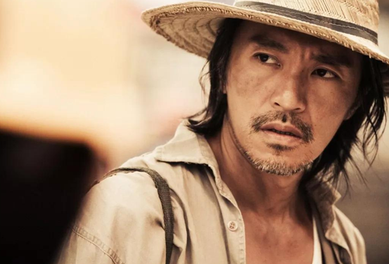 周星馳,就這樣被捧上了“神壇”,清華以及北京學生功不可沒 周星馳,就這樣被捧上了“神壇”,清華以及北京學生功不可沒