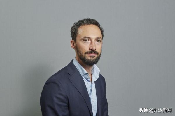 英國女子與“男友”網戀十年未見，震驚發現賬號原是表妹偽造