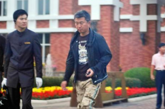 滿文軍的毀滅史，被抓後指控妻子吸毒，就這樣改寫了他的結局