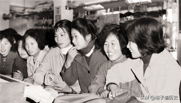 還記得七八十年代風靡全國的“的確良”?今並未消失只是換了叫法 還記得七八十年代風靡全國的“的確良”?今並未消失只是換了叫法