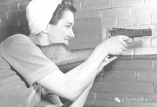 國府訂購的“加拿大擼子”為何被取消訂單？因為國軍打仗太爛