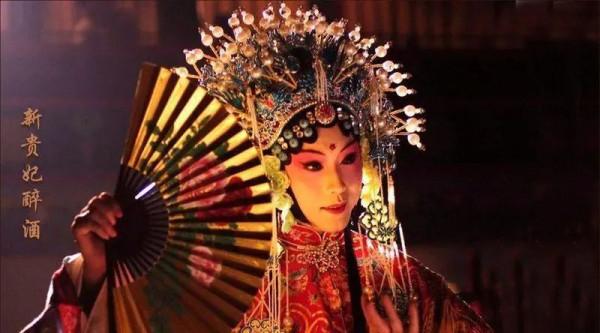 44歲的李玉剛，讓人心疼