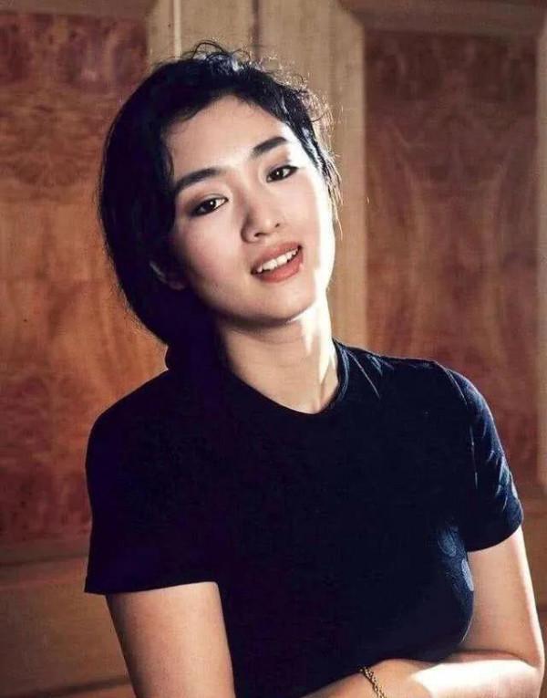 一組鞏俐還沒有成為鞏皇的照片：好清純好美麗，大家喜歡她嗎？