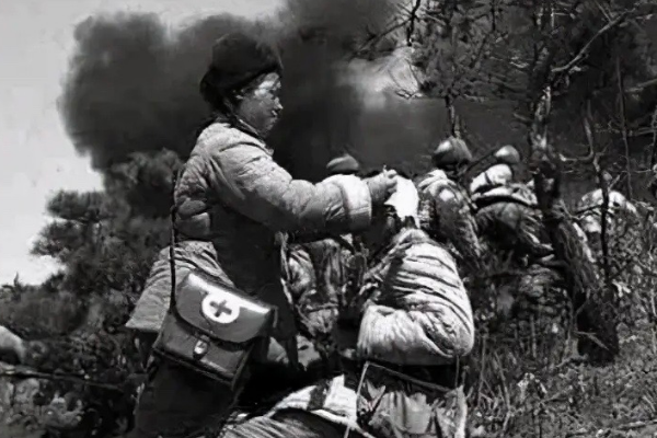 十八歲小戰士，上趟廁所竟失聯部隊？直面美軍推進結局如何？