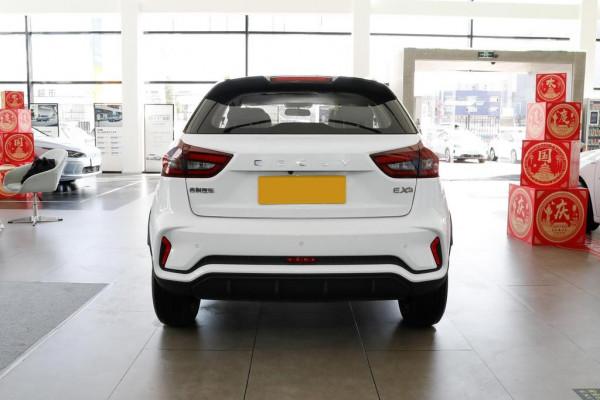 車長4.05米純電續航322km，頂配售價6.88萬，帶你看EX3 功夫牛