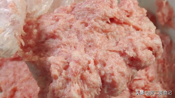 肉丸子這樣做太香了,教你飯店做法,湯汁鮮美,營養不油膩 肉丸子這樣做太香了,教你飯店做法,湯汁鮮美,營養不油膩