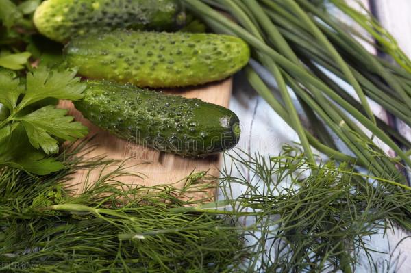 這些食物太傷牙了!老牙醫給出珍藏的護牙食物清單!建議都收藏 這些食物太傷牙了!老牙醫給出珍藏的護牙食物清單!建議都收藏