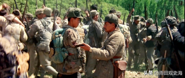 大別山只剩6萬人的劉鄧，為何可以快速恢復？我軍：靠國軍神助攻