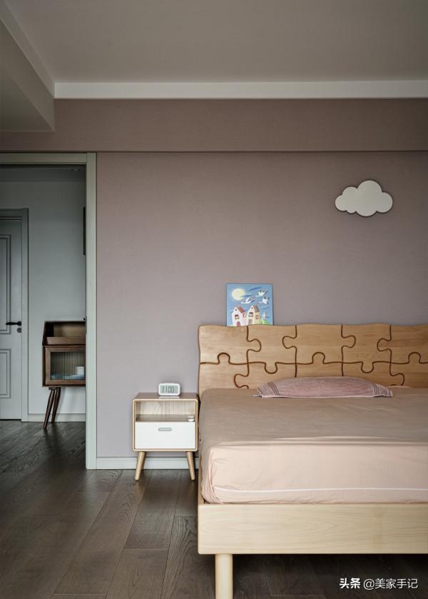 她家很樸素,造型和裝飾也很少,可一進門就把我迷住!太有品味了 她家很樸素,造型和裝飾也很少,可一進門就把我迷住!太有品味了