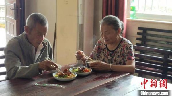 大山有“夢”：一個高山村的尋“富”路